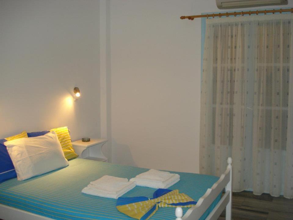 Paroscarmel Studio-Apartment Logaras Dış mekan fotoğraf
