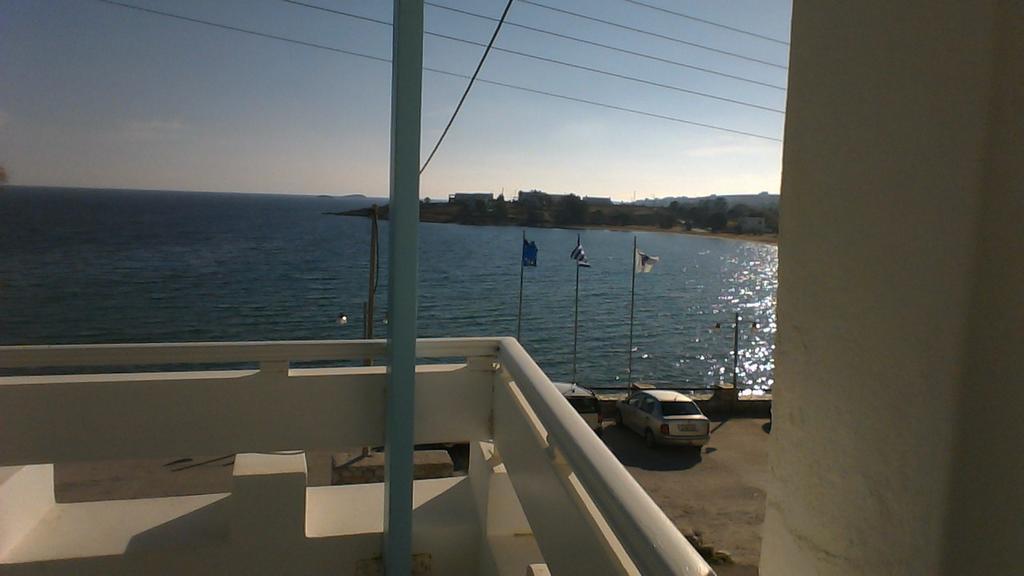 Paroscarmel Studio-Apartment Logaras Dış mekan fotoğraf