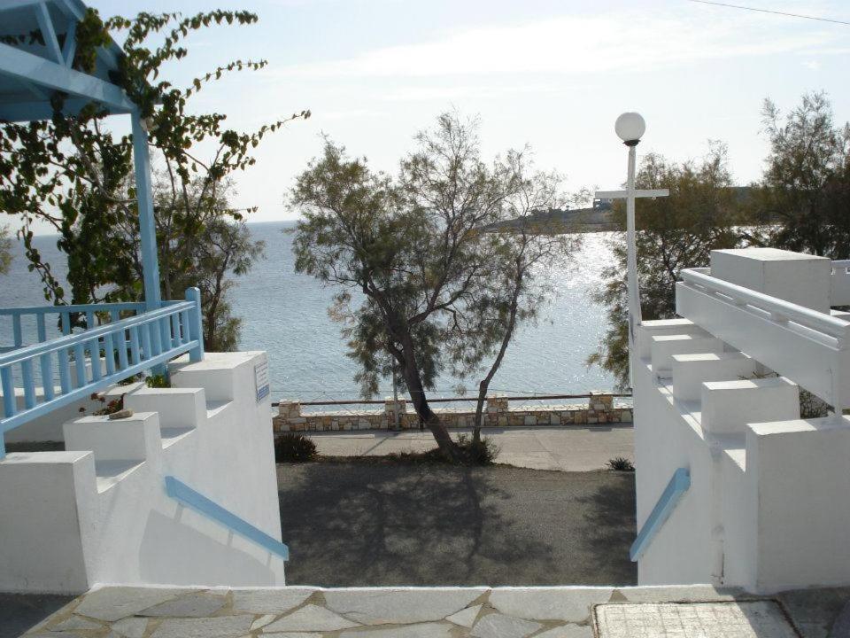 Paroscarmel Studio-Apartment Logaras Dış mekan fotoğraf